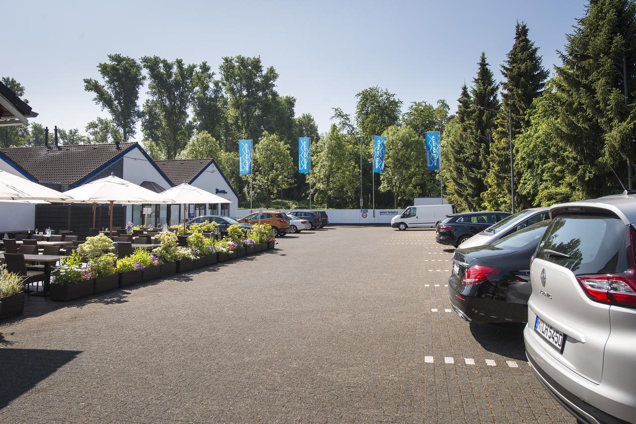 Hotel am Wald Monheim am Rhein Exterior foto